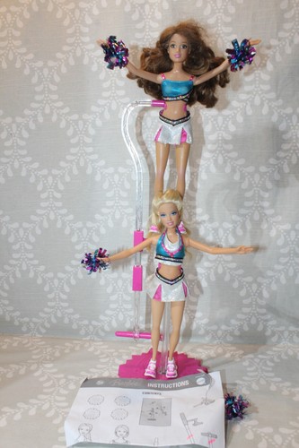 2005 Barbie & Teresa Pom Pom Divas Cheerleader Fly Girls Doll Set #K8392 - Bild 9 von 12