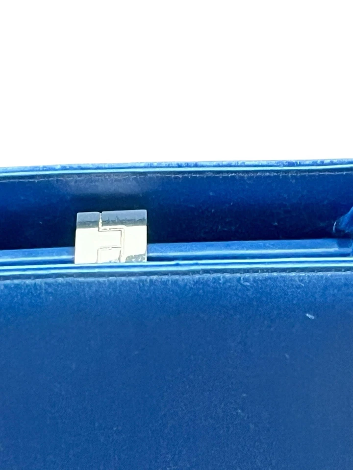 LAMBERSTON TRUEX 丝绸缎蓝色小号盒装双手柄晚装包钱包 — 第 3/4 张图片