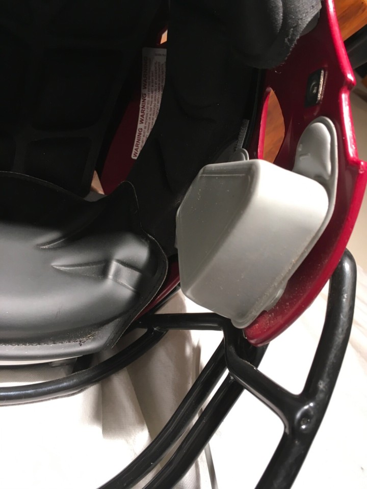 Riddell Victor Youth Size XXS/XS Football Helmet Initial Season Air