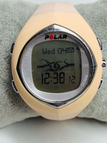 MONTRE DE MONITEUR COEUR ROSE POLAR F6F neuve batterie - Photo 1 sur 9