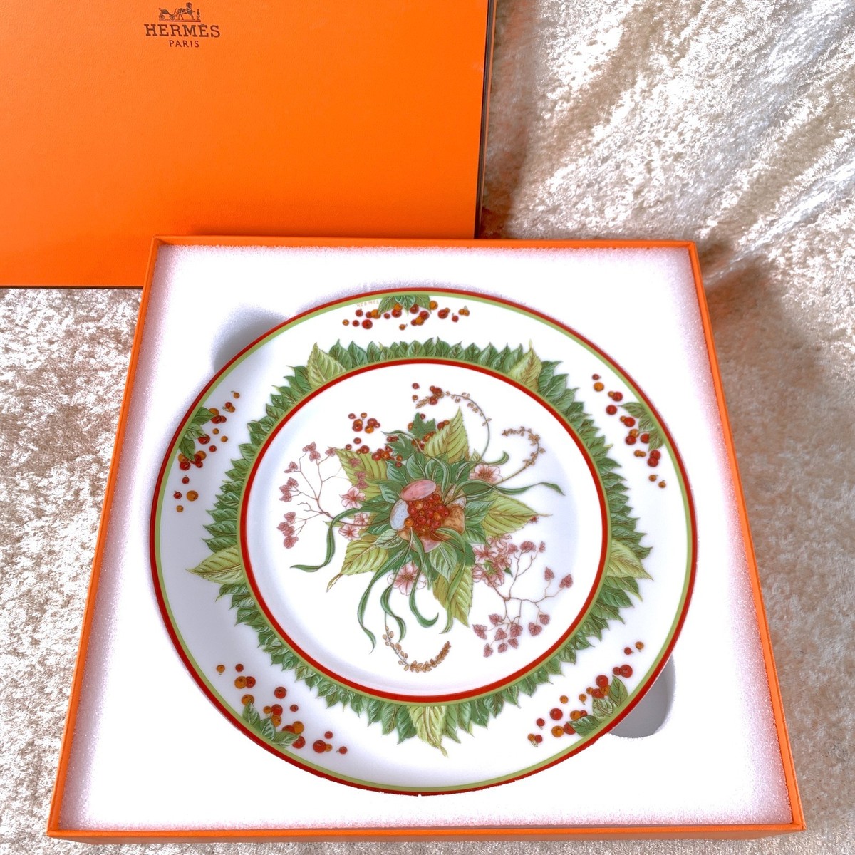 週末価格HERMÈS Jardin de Pythagore 大皿新品未使用 Hermes Paris Dessert Plate Pythagore 22.5cm Porcelain