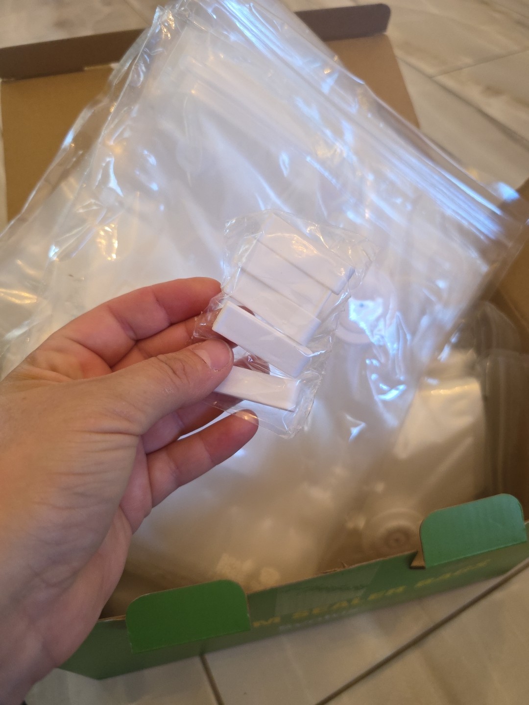 Syntus Vacuum Sealer Bags for Food, 60 Count Quart 8 x 10 10 x 13.8 11.8 x 14