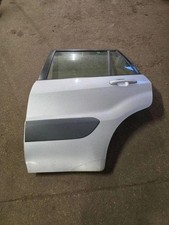 Porte arrière et accessoires Toyota RAV4 II
