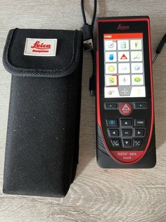 Leica Disto D810 Touch Laser Distance Meter 660ft 220M Used