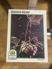Shawn Kemp #200 1991-92 NBA Hoops Basketball Card Seattle SuperSonics