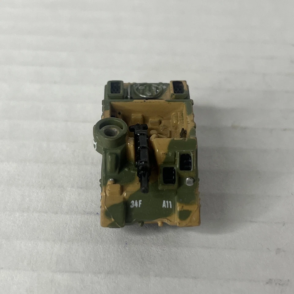 Винтажный военный наземный автомобиль Micro Machines M7 Priest мини-танк 1992 Galoob - Изображение 2 из 4