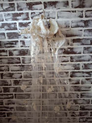 Vintage 60s Priscilla of Boston Cathedral Lace Wedding Veil 8 Foot Train