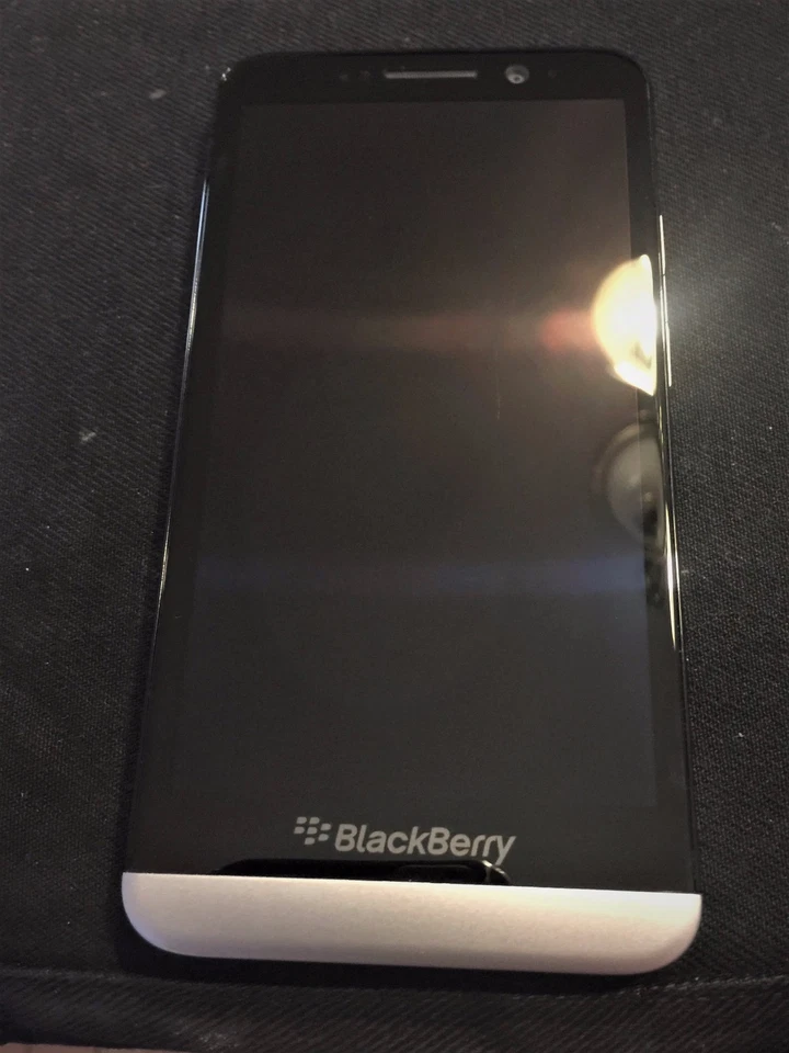 BlackBerry Z30 - 16 GB - Negro (Desbloqueado) + 9/10 COMO NUEVO --- ¡A LA VENTA!! Foto 4 de 4