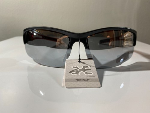 Men's wrap around sunglasses with black frame and gray reflective lenses - Picture 3 of 5