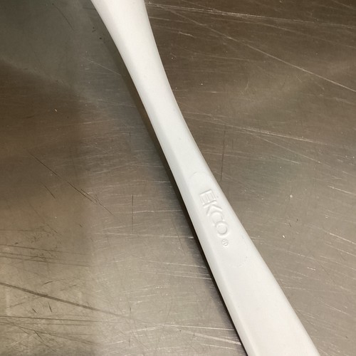 Cucharón de sopa blanco vintage EKCO plástico melamina mango de 8 pulgadas - Imagen 4 de 4