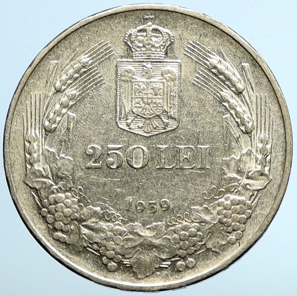 1939 ROMANIA King Carol II Shield VINTAGE Silver 250 Lei Romanian