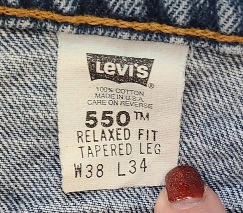 Vintage Levi's 550 Relaxed Fit Men's Jeans Size 38x34 Made In USA Medium Wash - Picture 3 of 6