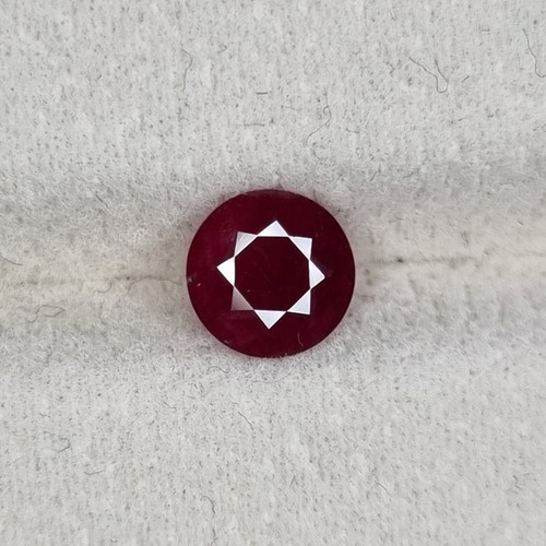 Natural Ruby 1.00 cts , 6.38x6.35x2.82mm, AIG certificate - Picture 3 of 14