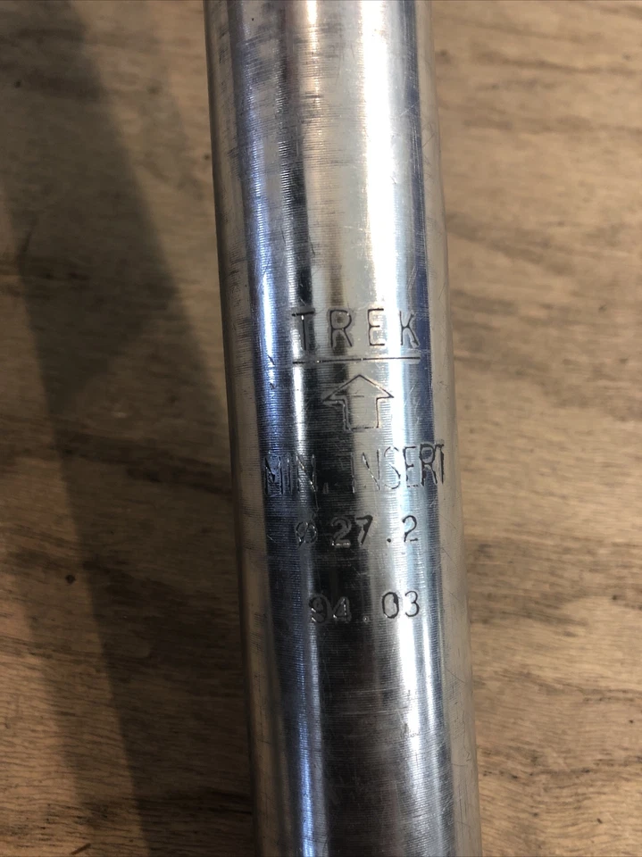 Tija de sillín Trek Quick Cleat System para bicicleta de montaña 27,2 mm x 320 mm Foto 2 de 4