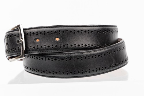 Brooks Brother Black leather belt size 36" with fault - Picture 7 of 8