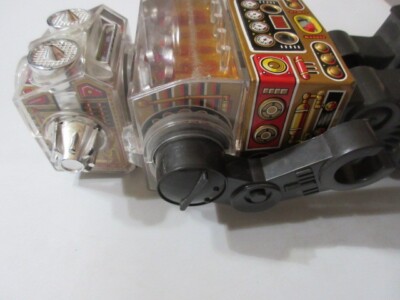 ぴんぴん太郎 Robby the Robot Space Trooper Crank Wind 1950's Version