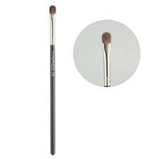 MAC 228 Small Eye Shadow Brush Natural Hair Detail Brush