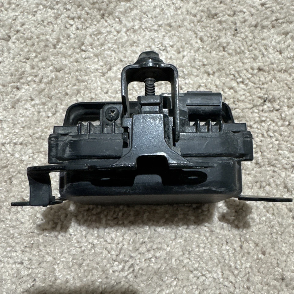 Sensor radar Toyota Cruiser/Prius/Rav4 2015-2020 88210-07090 OEM Foto 2 de 4