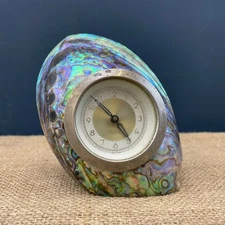 VINTAGE ART DECO PAUA ABALONE SHELL ATAAHUA MANTEL CLOCK