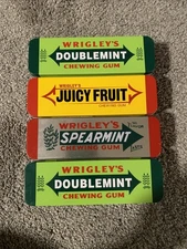 Wrigley's Lot Of 4 Tin Cans, Double Mint Juicy Fruit Spearmint￼￼