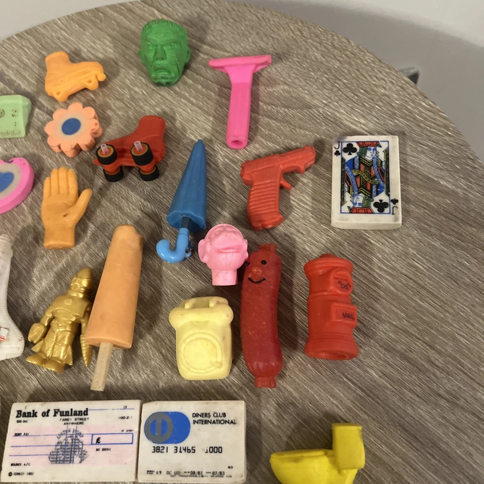 *VINTAGE RETRO 70s 80s Job Lot of Novelty Erasers Rubbers Large Lot G1Y - Image 4 of 4