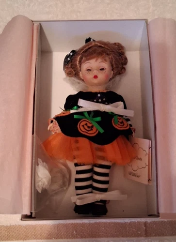 Madame Alexander Doll, Trick or Treats, NRFB
