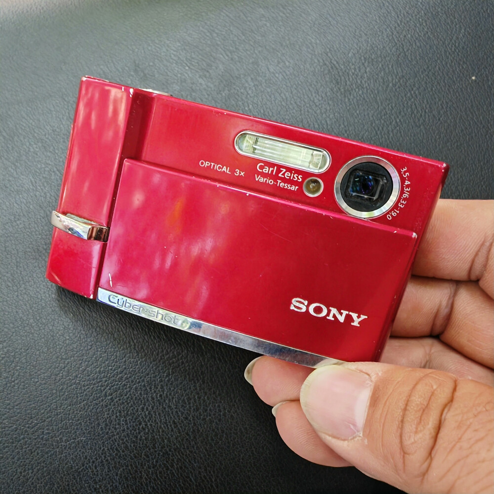 Sony Cyber Shot DSC-T50 Digital Camera CCD Vintage with