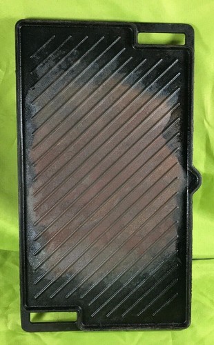 USED 18" x 10" Reversible Cast Iron Grill and Griddle Stove Top, Camping - Picture 6 of 9
