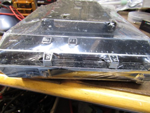 Automatic Radio Under Dash 8 track car player - Old Stock - SPC-5002H ...