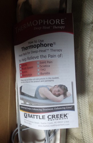 Battle Creek Thermophore Moist Petite Heating Pad 4" x 17" New Open Box - Picture 6 of 7