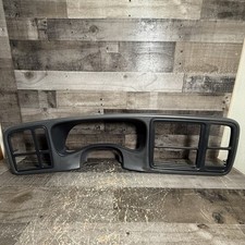 1999-2003 Chevrolet Silverado Speedometer Dash Bezel Cluster Surround Trim Gray 1999-2003 Chevrolet Silverado Speedometer Dash Bezel Cluster Surround Trim Gray
