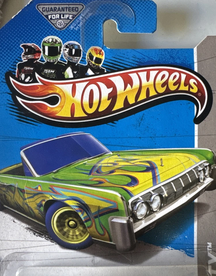 🔥2013 Hot Wheels ОХОТА ЗА СОКРОВИЩАМИ '64 Lincoln Continental кабриолет - HW City 🔥 - Изображение 2 из 4