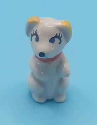 Vintage Wade Whimsies Minikins Hund gesessen süß weiß mit farbiger Dekoration