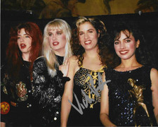 * VICKI PETERSON * signed 8x10 photo * THE BANGLES * COA *