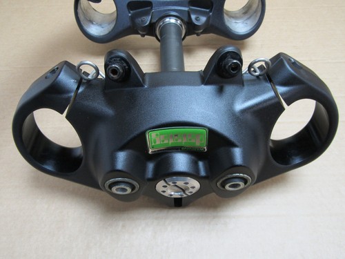 Ducati Diavel 2013 23,476 miles yoke set (9904) - Picture 5 of 8