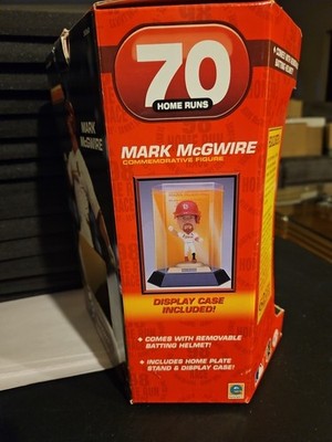 Headliners XL MARK MCGWIRE 70 Home Runs Commemorative Figure W