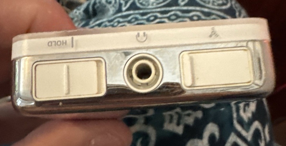 Picture 4 of 8