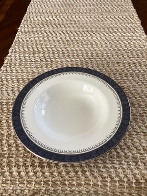 Royal Doulton Sherbrooke Wide Rimmed Soup Salad Bowl 8'' Mint
