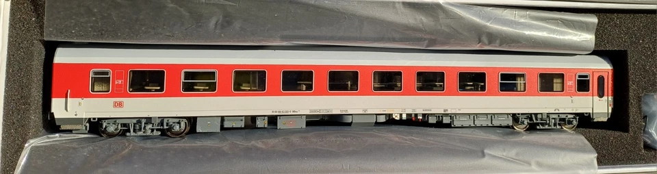 LS MODELS - 46049 - WRmz 131 DB NACHTZUG - Logo DB AG - Livrée blanche/rouge  - Photo 2/4