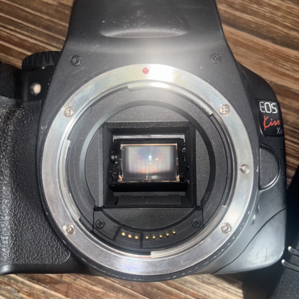 Cámara digital Canon EOS Kiss x4 [Excelente] Foto 4 de 4