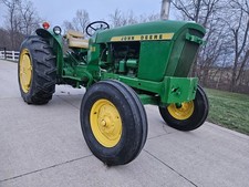 1963 John Deere 2010 - Runs Excellent - No Reserve Auction