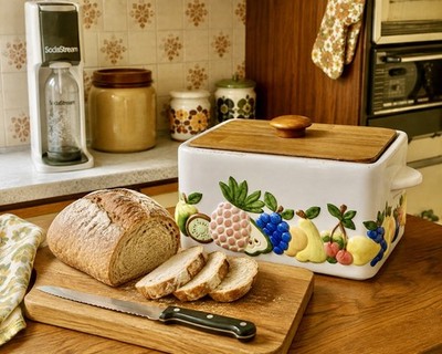 Rayware Vintage Keramik Obst Brotkasten ''Country Kitchen'' Range 1988 Holzdeckel