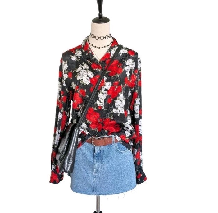 Vintage 80s Floral Button Up Shirt Womens XL Black Red Romantic Goth Blouse