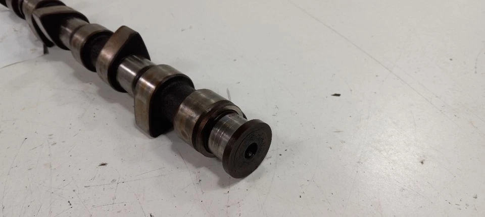 Распредвал головки блока цилиндров двигателя Volkswagen Jetta 2003 2002 2001 2000 - Изображение 3 из 4