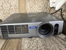 Epson PowerLite 835p Multimedia Projector with 3LCD Technology