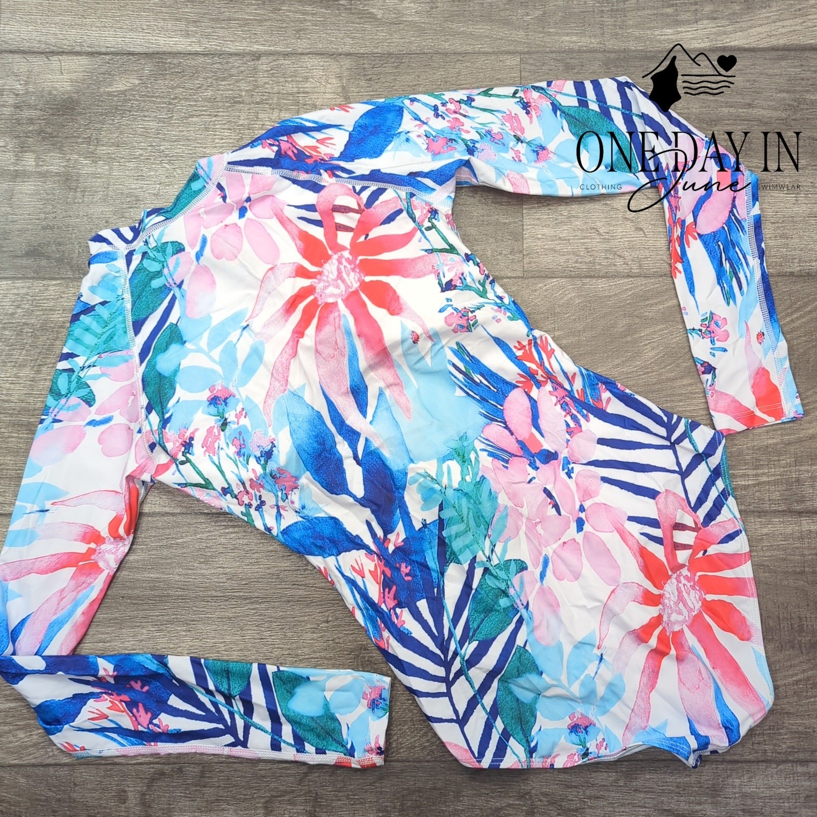 Zando Long Sleeve Rash Guard One Piece Swimsuit Size S