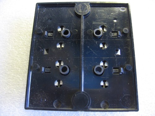 Bussmann 8-Pos. 4+4 Split Input Dual Buss ATC Blade 8-Fuse Panel 15602-04/04-20 - Picture 4 of 6