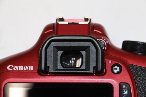 Canon EOS Rebel T6 Red W/ Zoom Lens EF 75-300mm 1:4-5.6 iii & 18-55MM Lens - Picture 14 of 24