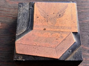 Antique copper/wood PRINTING BLOCK - Flying Scot box of golf balls Advertisement