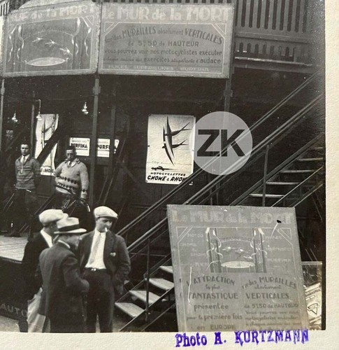 Around MOTORCYCLE ATTRACTIONS Wall of Death Zavatta 4 Docs 1920/30s - Picture 4 of 4